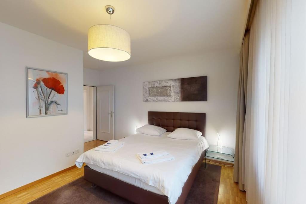 Executive 1 Bedroom Flat, City Center Цюрих Екстериор снимка