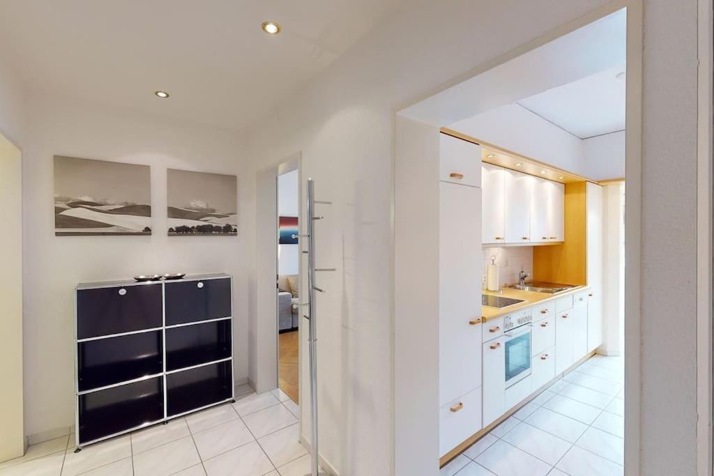 Executive 1 Bedroom Flat, City Center Цюрих Екстериор снимка